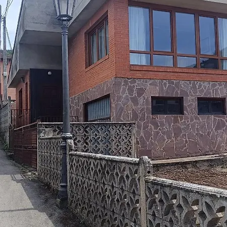 La Casa De Chachi *