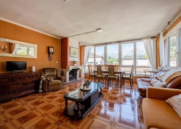 La Casa De Chachi * Potes